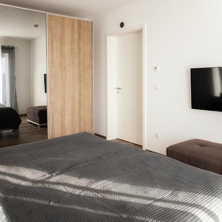 Ferienwohnung Bergaecker Neualbenreuth Exterior foto
