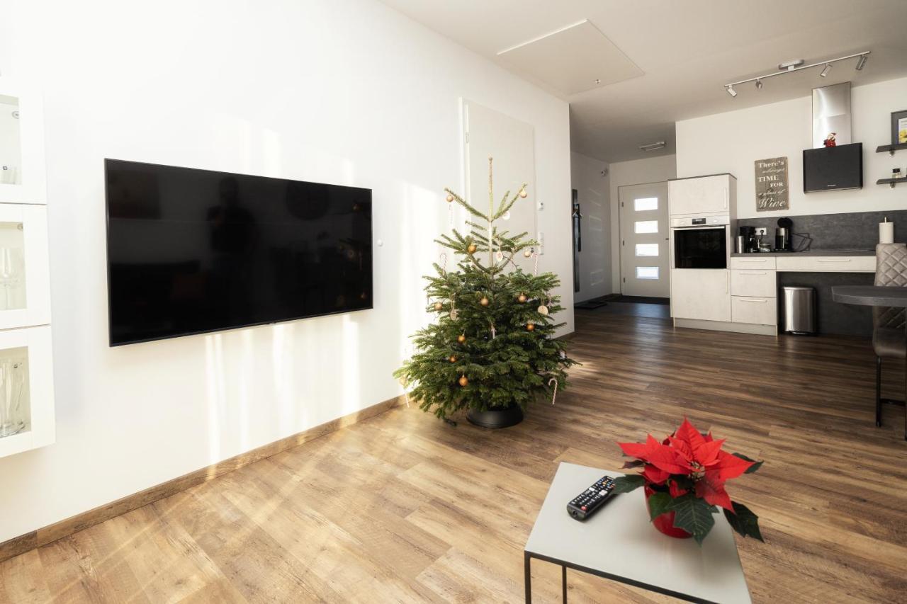 Ferienwohnung Bergaecker Neualbenreuth Exterior foto
